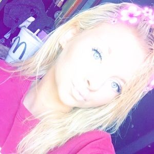 Meet your Posher, Jade